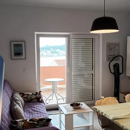 Bella Vista Daire Tisno